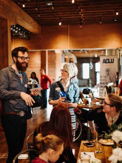 Image of people at Pints and Politics in Sioux Falls, SD 2018