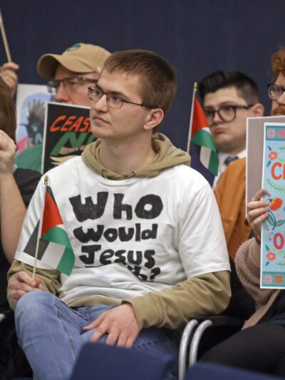 Attendees at a Fargo City Commission Meeting